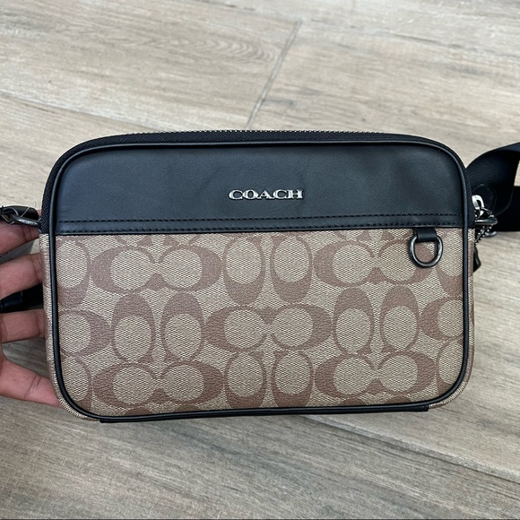 Coach Graham Crossbody In Signature Canvas - Picture 2 of 7